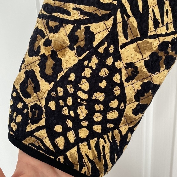 Maggie London vintage quilted jacket in animal print. - Picture 11 of 13